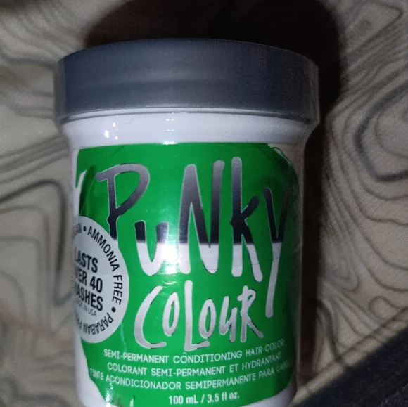 Apple Green Hair Dye - Picture 2 of 2